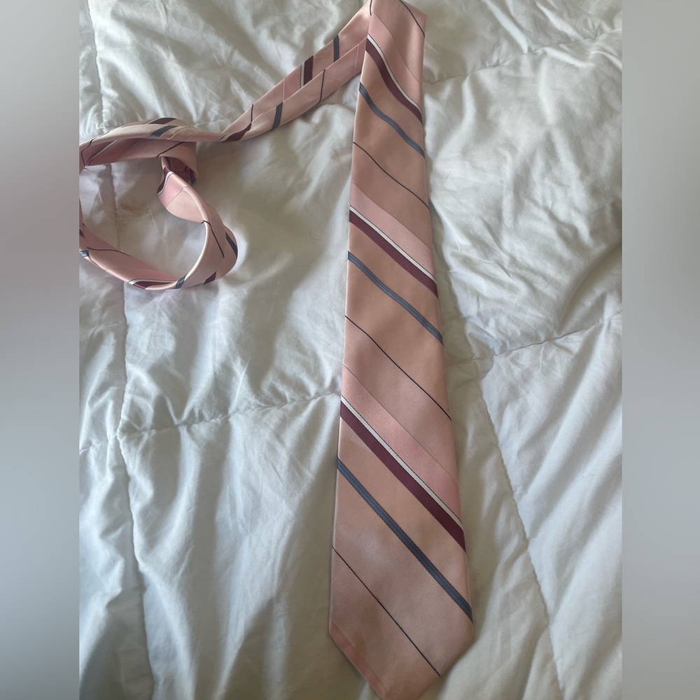 Surrey Classics Patterned Tie